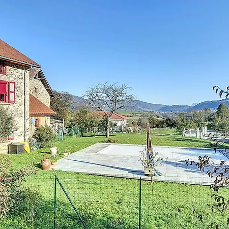 Le Baco, A La Ferme Gasthof